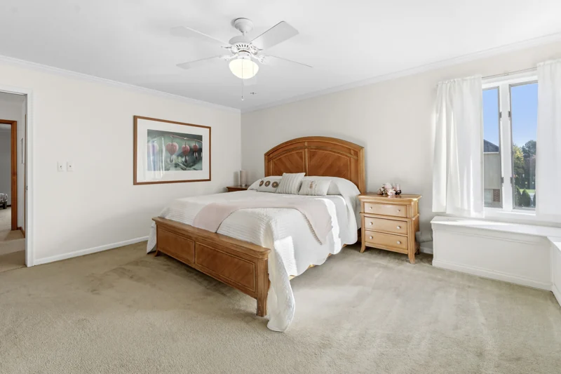 Additional upstairs bedroom